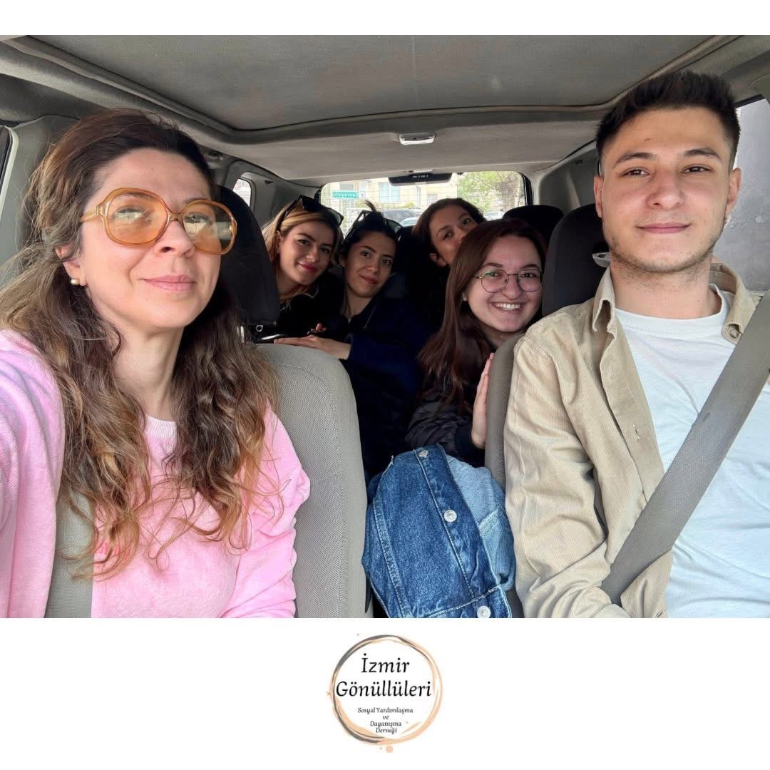 İzmir Gönüllüleri Gıda Marketi ve Gıda Dağıtımları